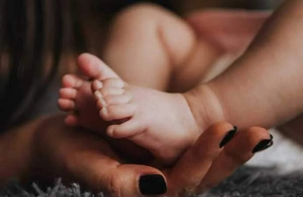 பிறந்த குழந்தைக்கு கரோனா தொற்று ஏற்பட்டால் என்ன செய்ய வேண்டும் ?
